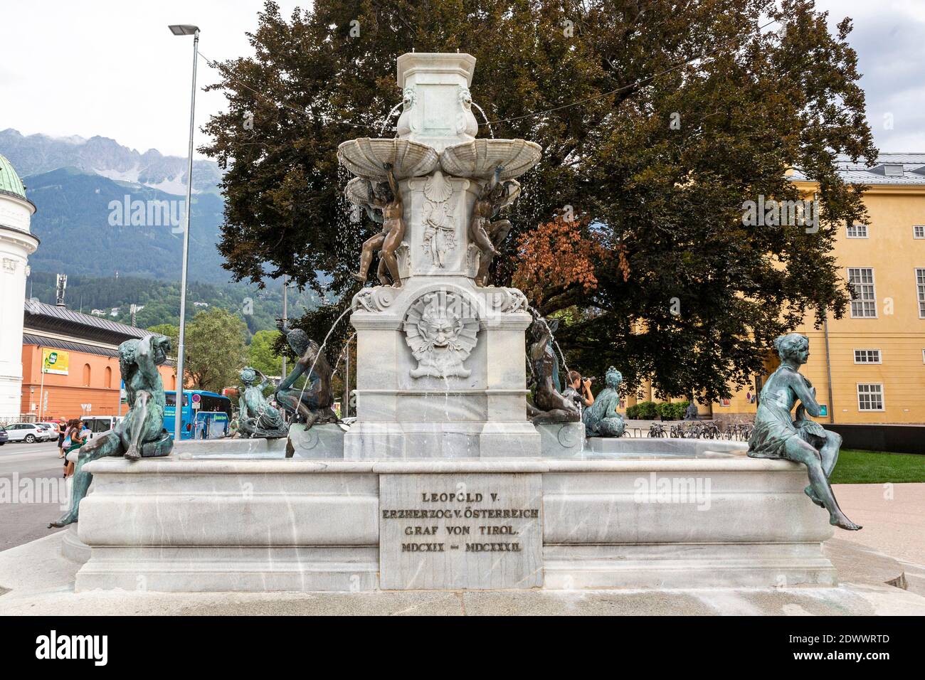 Sockel des Leopoldsbrunnen in Innsbruck, Tirol, Österreich Stock Photo