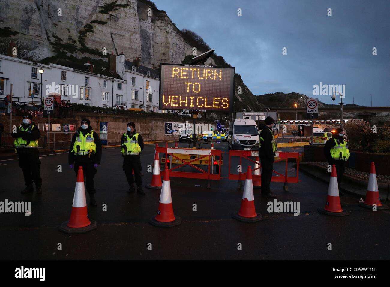 Matrix ampics hi-res stock photography and images - Alamy