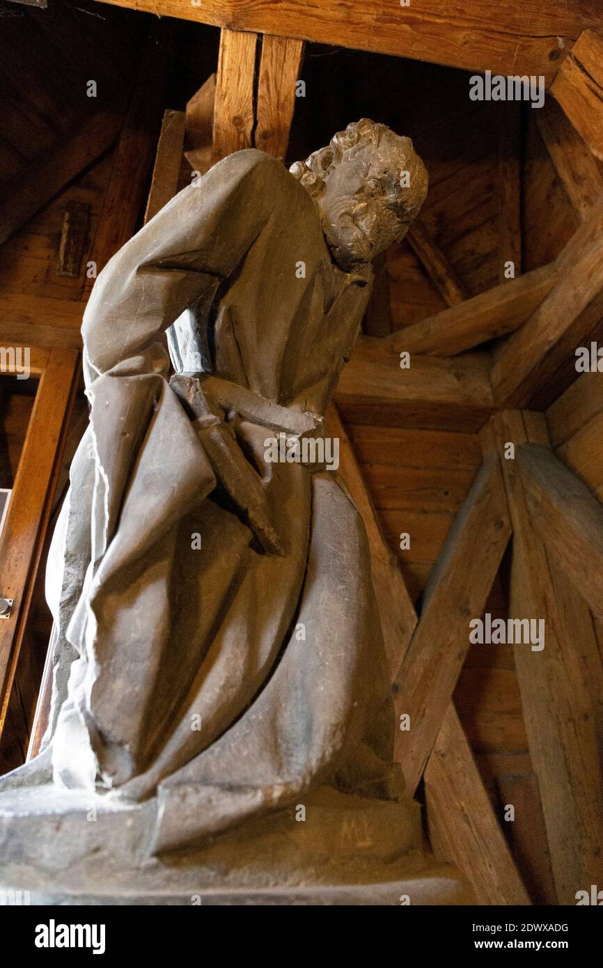 Statue im Altstädter Brückenturm, Karlsbrücke, Prag, Tschechien Stock Photo