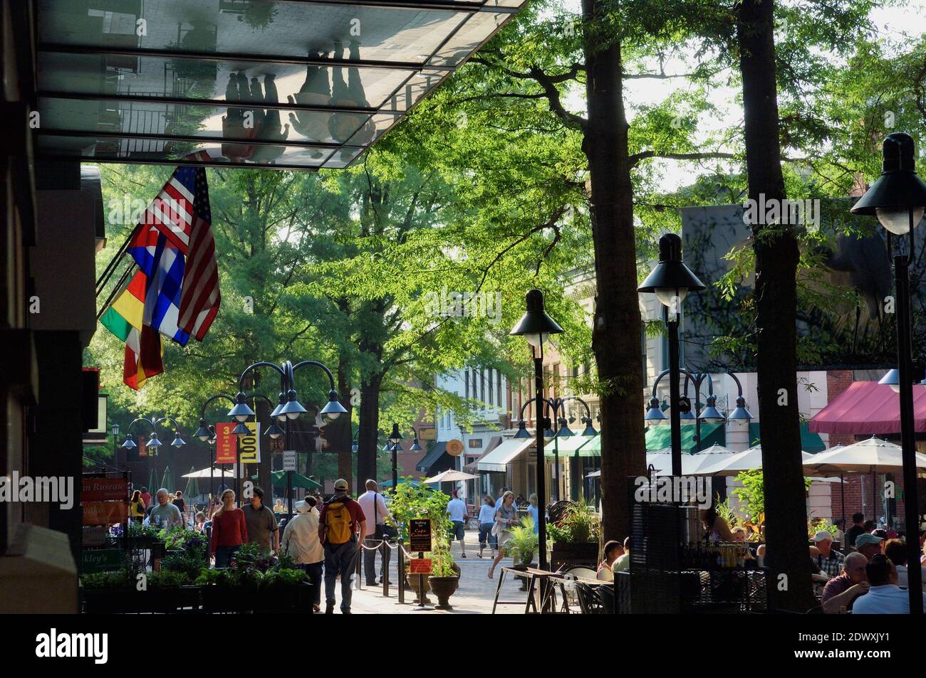 Historic Downtown Mall, Charlottesville, Virginia, USA Stock Photo Alamy