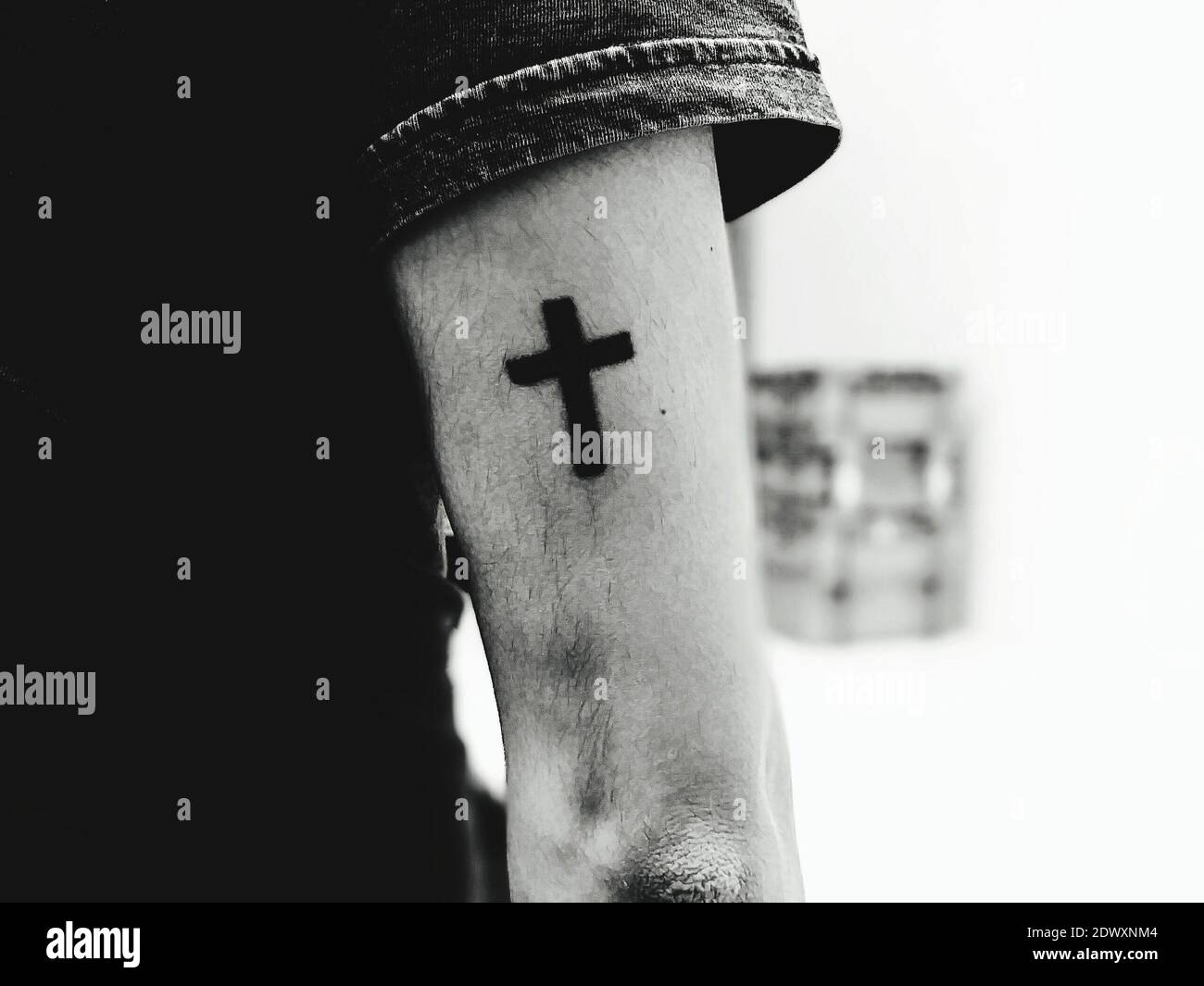 30 Superb Cross Tattoos On Hand  Tattoo Designs  TattoosBagcom