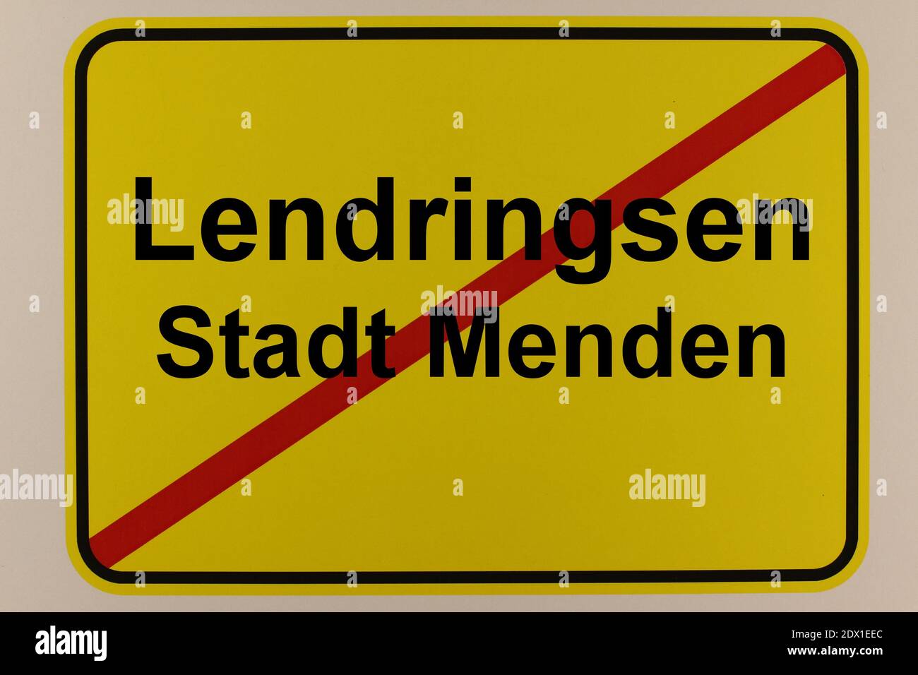 Illustration eines Stadteingangsschildes von Lendringsen, einem Stadtteil von Menden im Sauerland Stock Photo