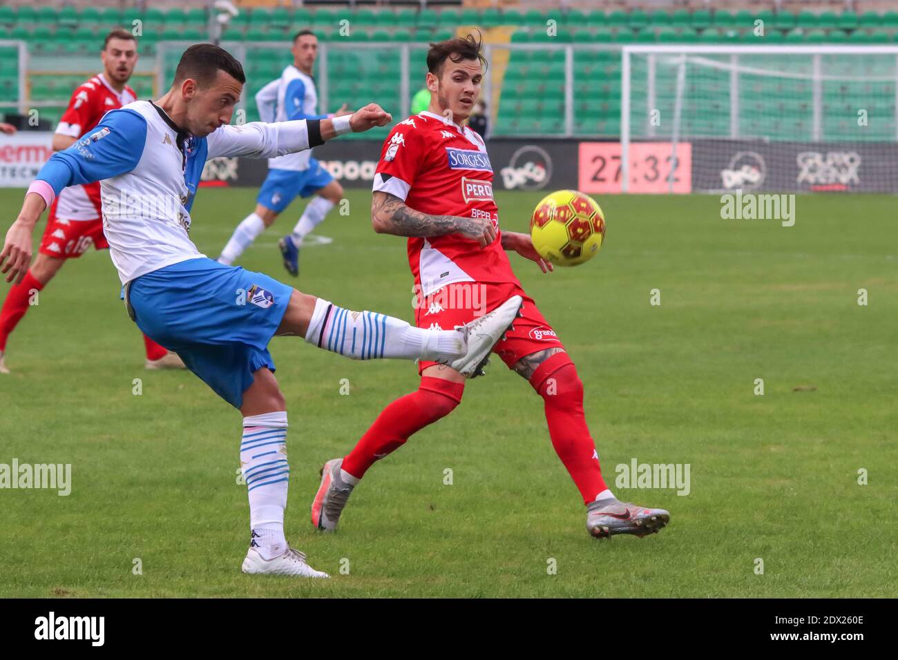 Palermo, Italy. 23rd Dec, 2020. Andrea Accardi during the match against Bari.Final  score is 1-1. (Photo by Antonio Melita/Pacific Press) Credit: Pacific Press  Media Production Corp./Alamy Live News Stock Photo - Alamy