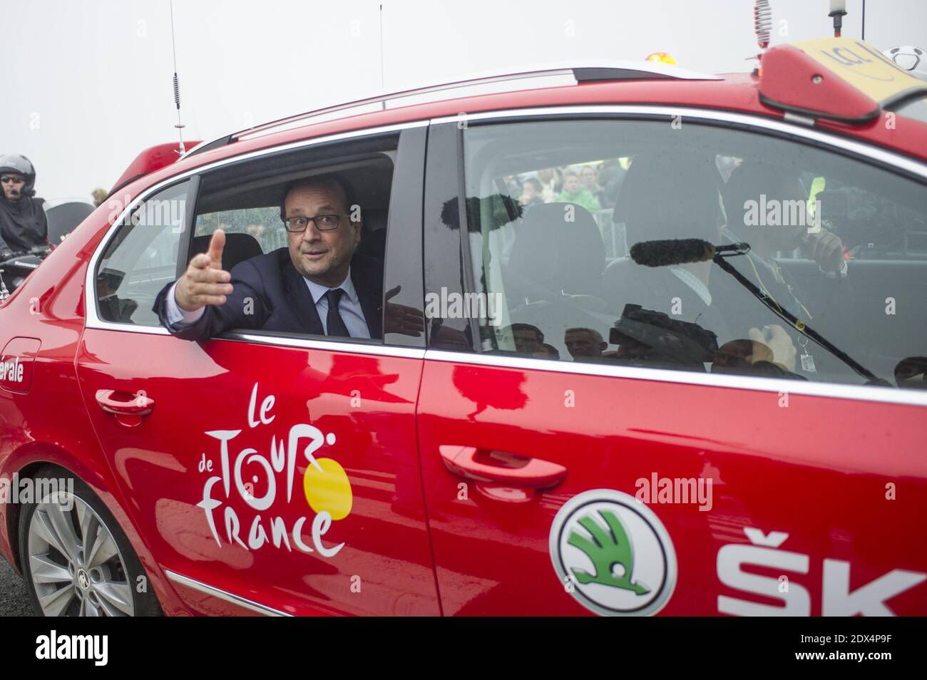 French President Francois Hollande Spend A Visit To The Finish Line Of french-president-francois-hollande-spend-a-visit-to-the-finish-line-of