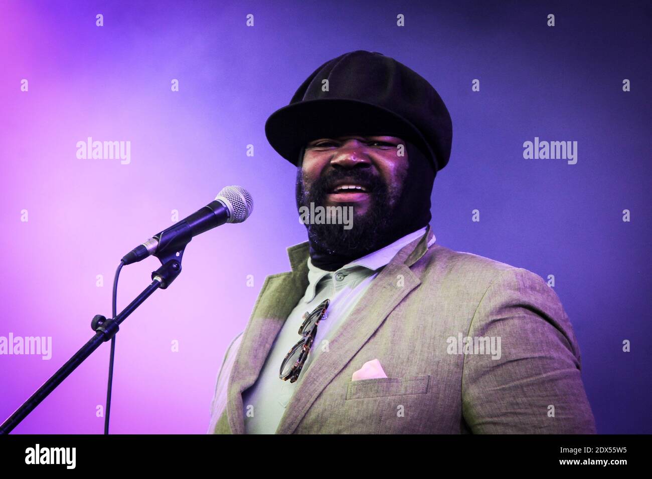 Gregory Porter performing on stage at FNAC Live Festival 2014, at Paris  City Hall Square, Paris, France, on July 20, 2014. Photo by Audrey  Poree/ABACAPRESS.COM Stock Photo - Alamy