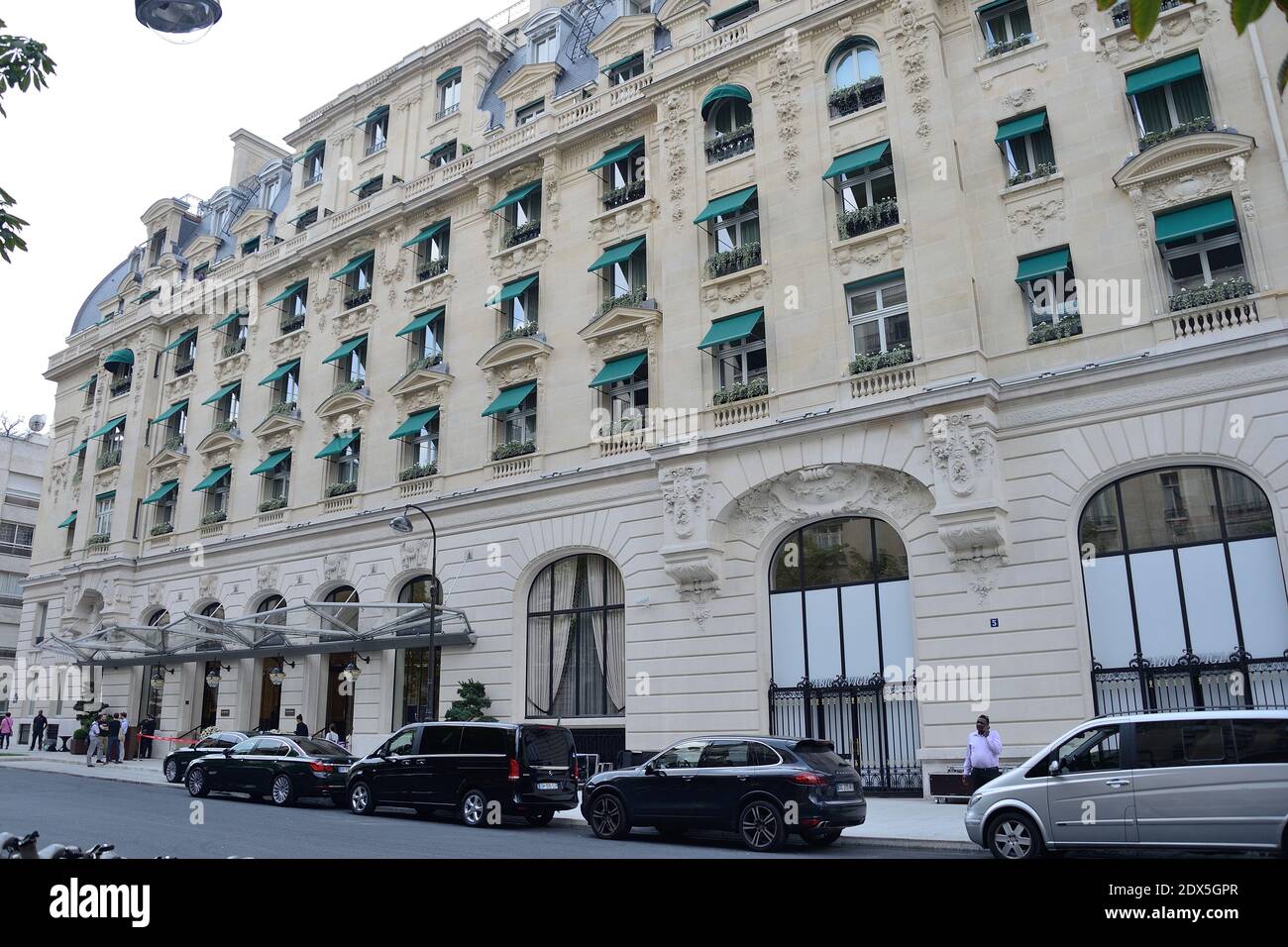 The Peninsula Hotel Opens in Paris