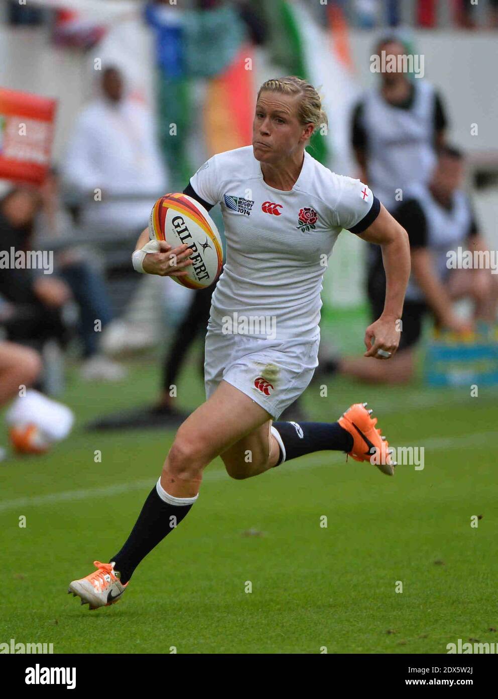 English Danielle Waterman during the IRB Women's Rugby World Cup match  between England and Ireland at the Jean Bouin Stadium, on August 13, 2014  in Paris, France. Photo by Christian Liewig/ABACAPRESS.COM Stock