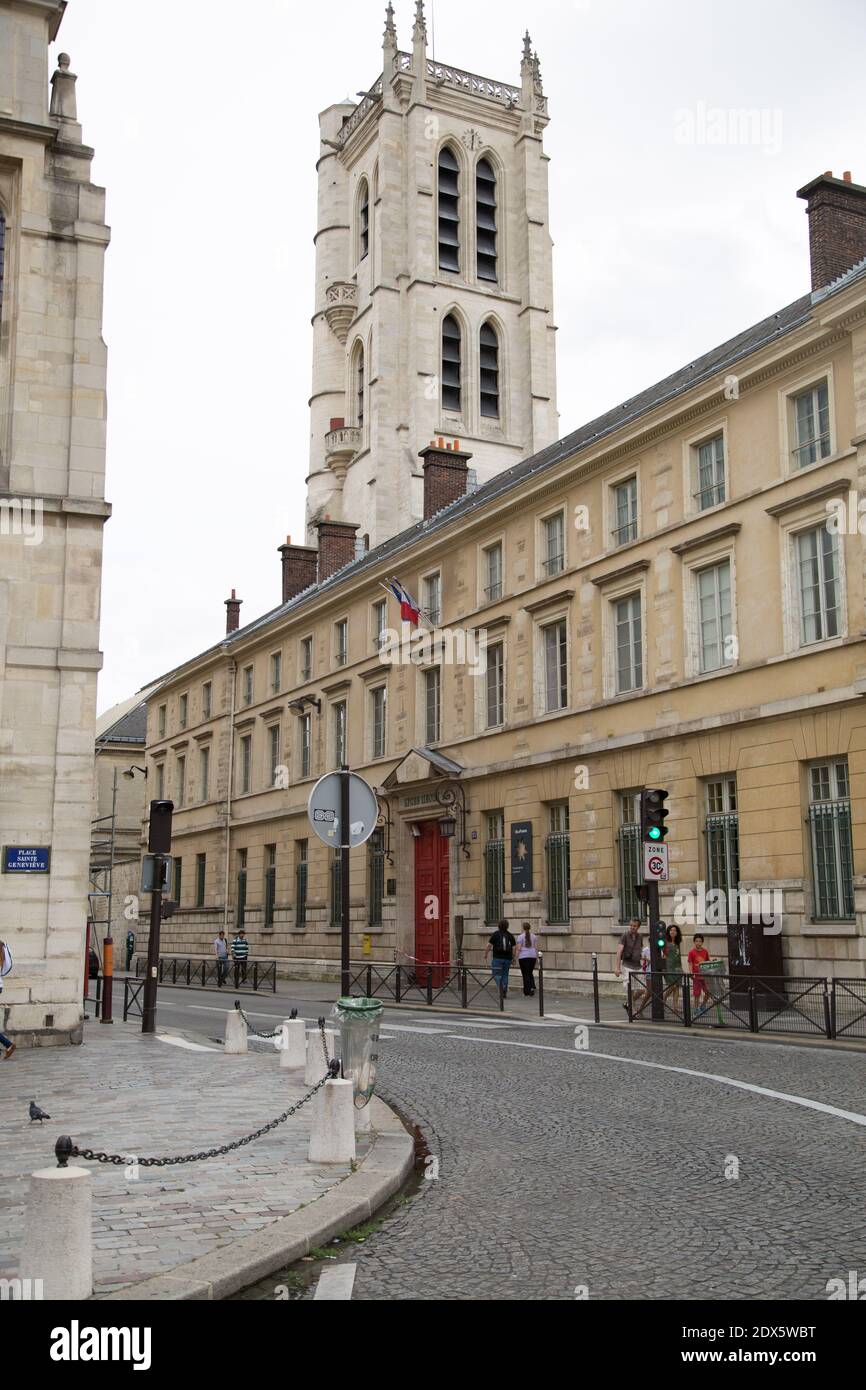 Lycée henri iv in paris hi-res stock photography and images - Alamy