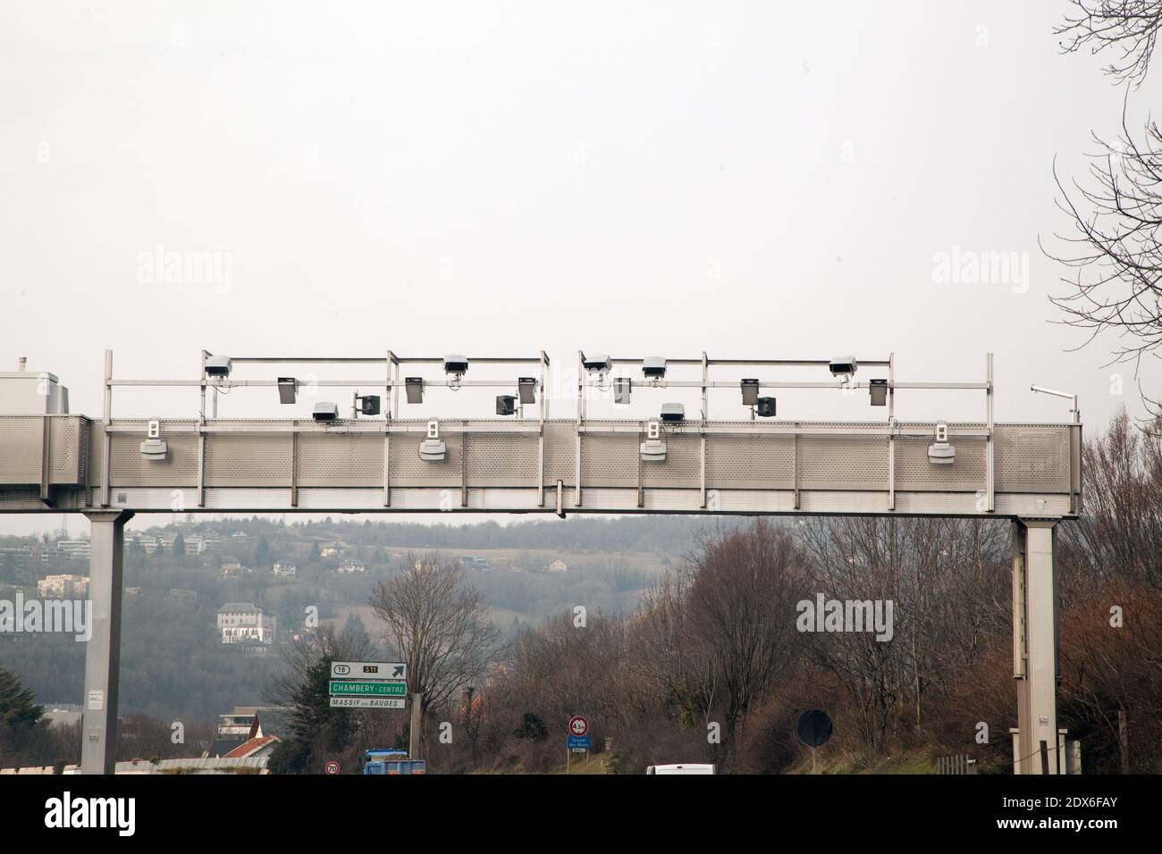 Video surveillance. Sur l'autoroute A41 en direction de Chambéry Stock Photo