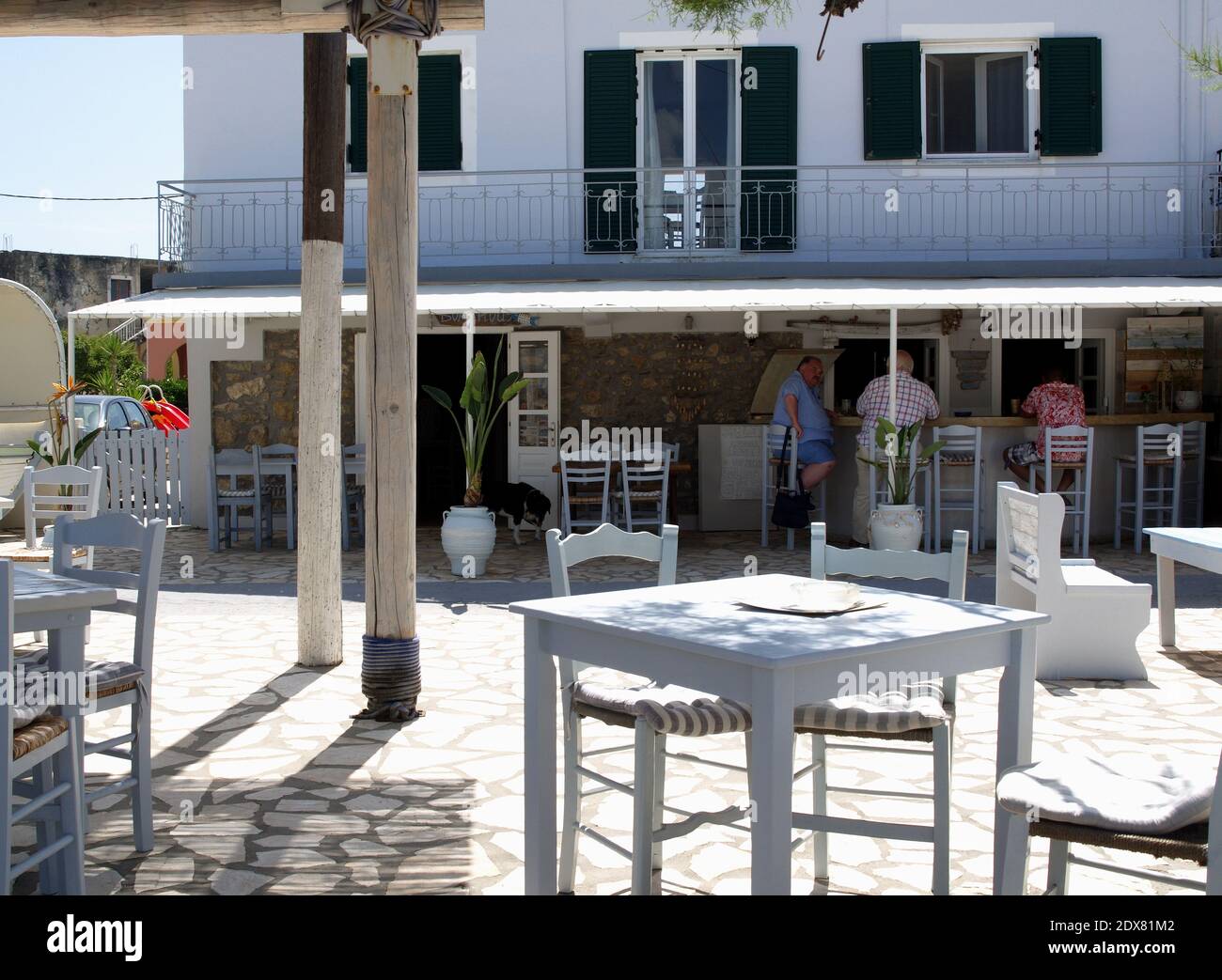 Taverna seating area hi-res stock photography and images - Alamy