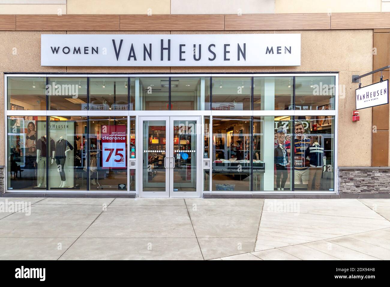 van heusen outlet clearance