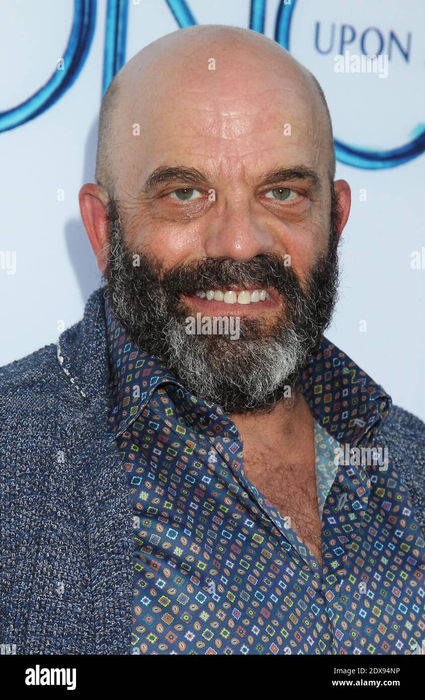 Lee Arenberg, ABCs season four premiere of Once Upon A Time at the El