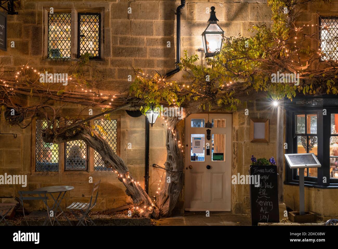 high-street-cafe-hi-res-stock-photography-and-images-alamy
