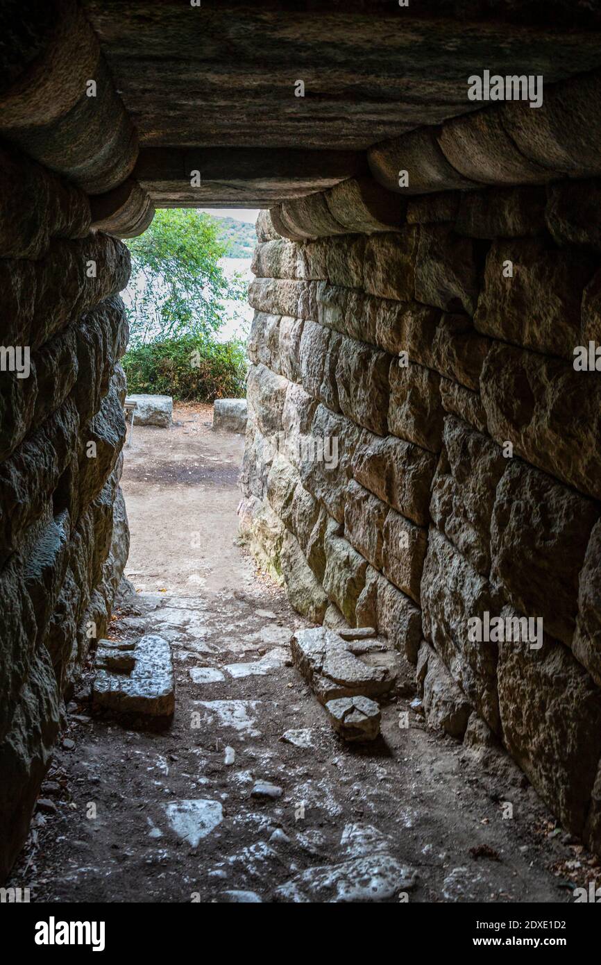 Empty tunnel remains ancient roman city hi-res stock photography and ...