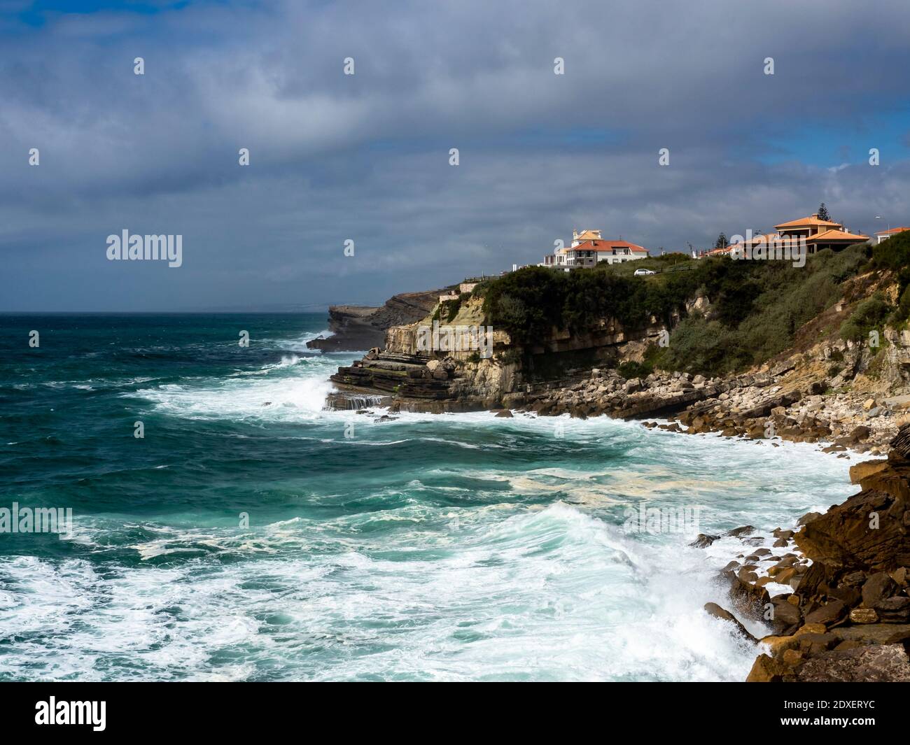 Portugal, Distrikt Lissabon, Praia das Azenhas do Mar, Cloares, Atlantikküste, Stock Photo