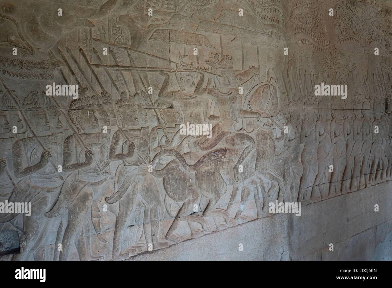 Bas-relief on the walls of Angkor Wat Stock Photo