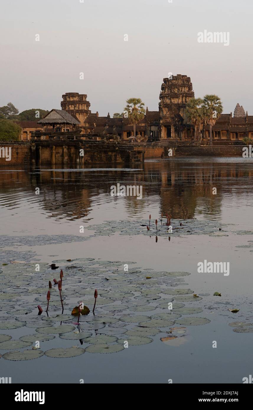 Lake bordering Angkor Wat temple Stock Photo