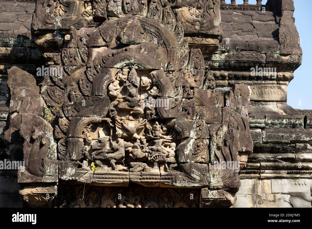 Bas-relief on the walls of Angkor Stock Photo