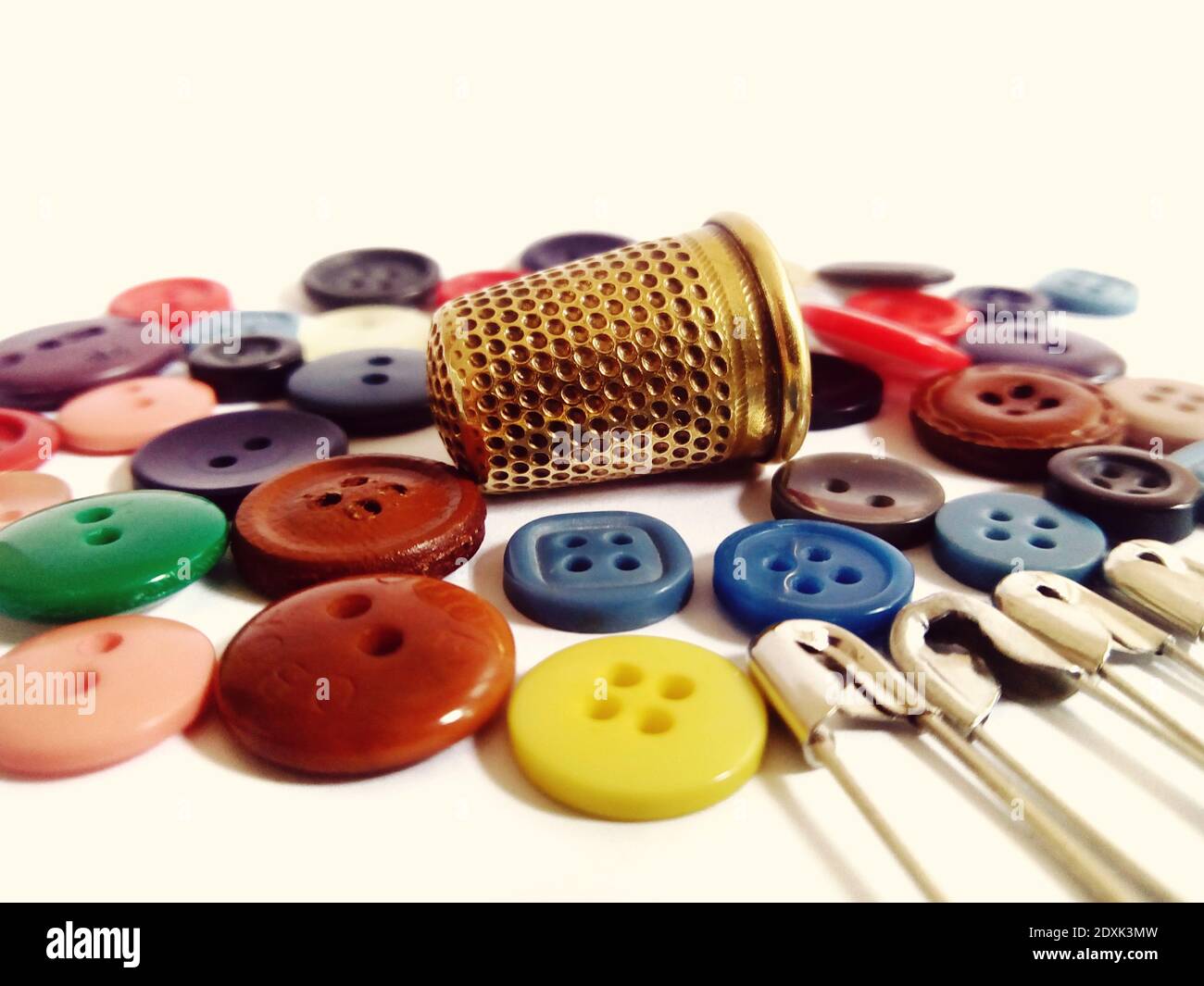 Sewing equipments hi-res stock photography and images - Alamy