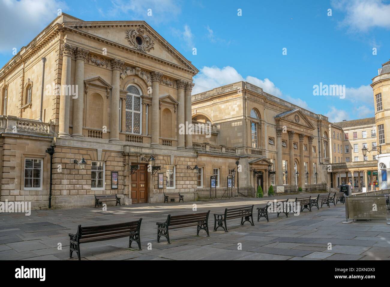 The exterior of the Roman Baths complex, in the city center of Bath, Somerset, England Stock Photo