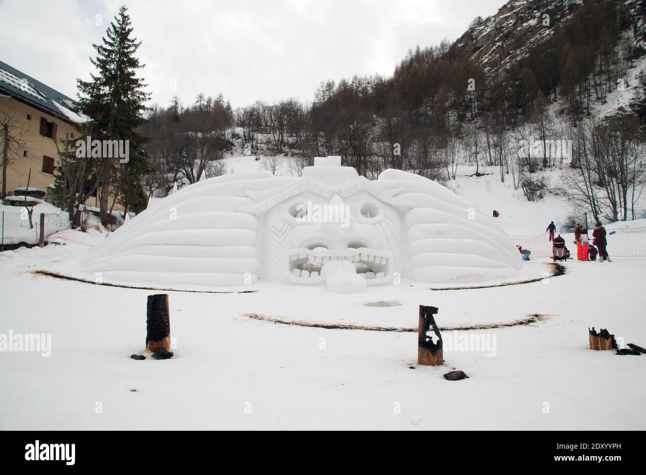 Valloire sculpture snow hi-res stock photography and images - Alamy