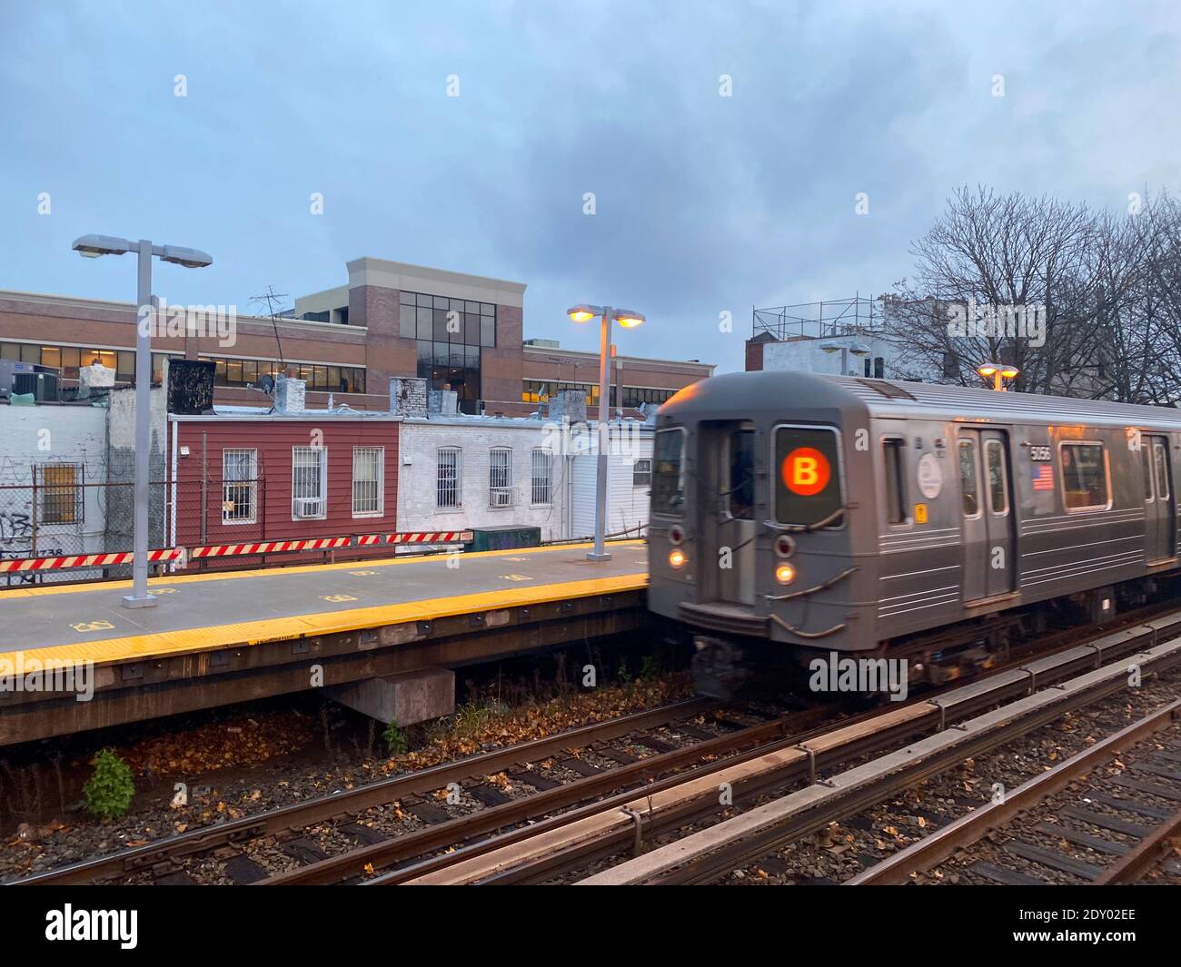 B Express Train comes into the Kings Highway elevated subway station in
