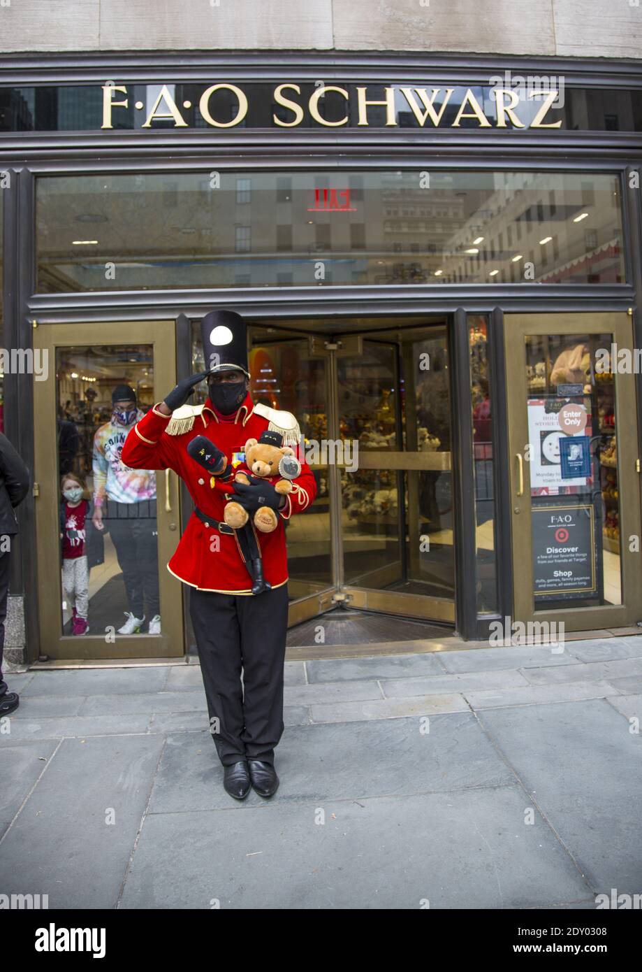 FAO Schwarz finds a new home at Rockefeller Plaza - New York Business  Journal