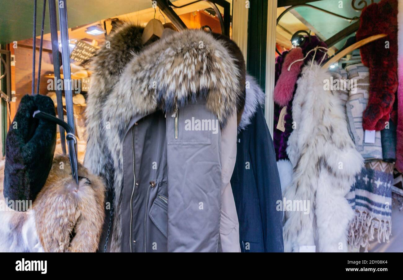 Fur hood coats hi-res stock photography and images - Alamy