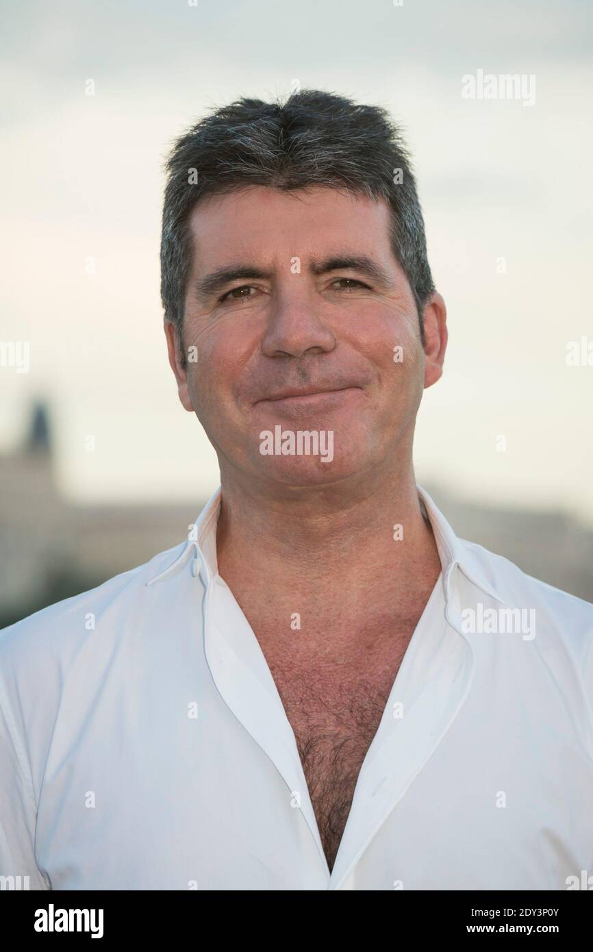 Cowen com hires stock photography and images Alamy