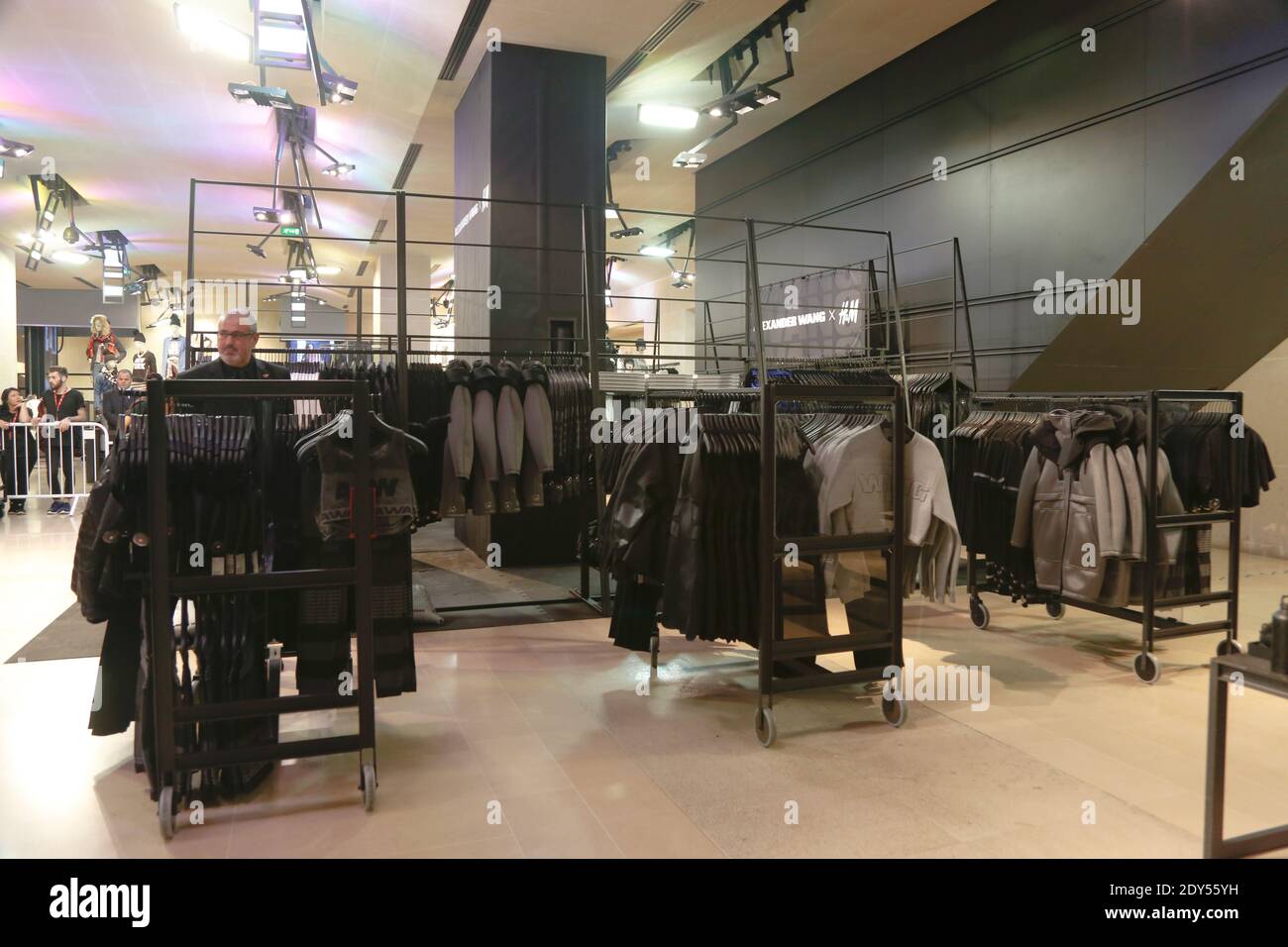 h & m lewisham