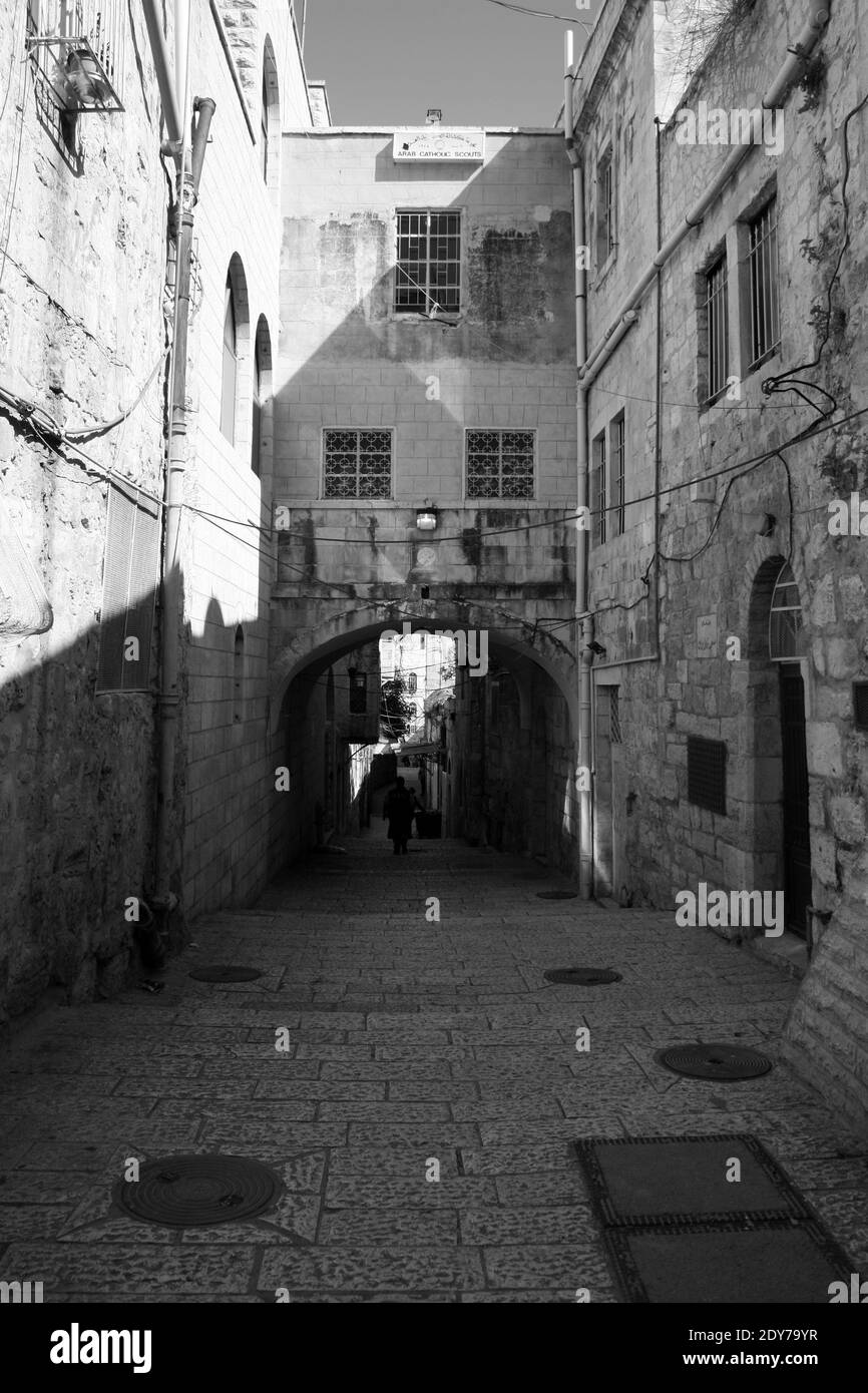 Rue piétonne du quartier chrétien de la vieille ville de Jérusalem Stock Photo