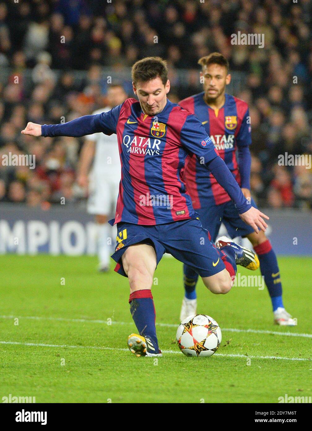 Barcelona's Lionel Messi during the UEFA Champions League soccer match, FC  Barcelona Vs Paris Saint-Germain at Camp Nou in Barcelone, Spain on  December 10, 20114. Barcelona won 3-1. Photo by Christian  Liewig/ABACAPRESS.COM