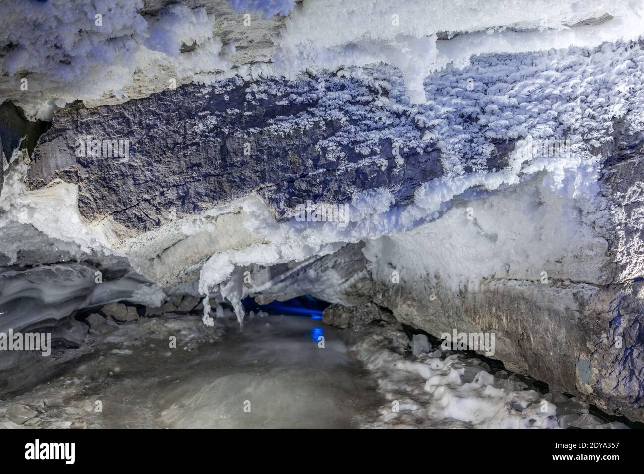 Kungur ice cave hi-res stock photography and images - Alamy