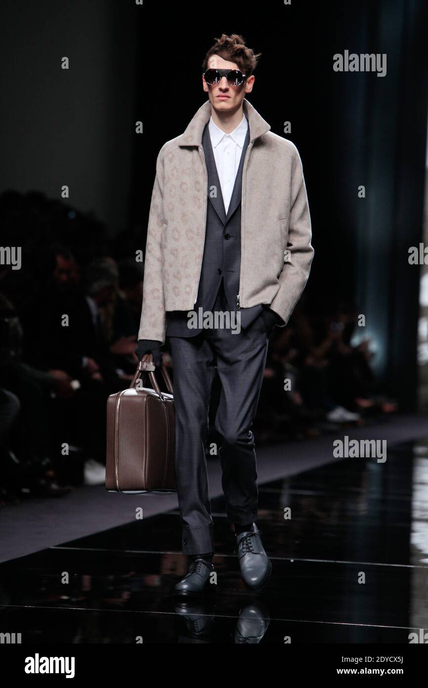 Louis Vuitton Fall 2013 Menswear Fashion Show