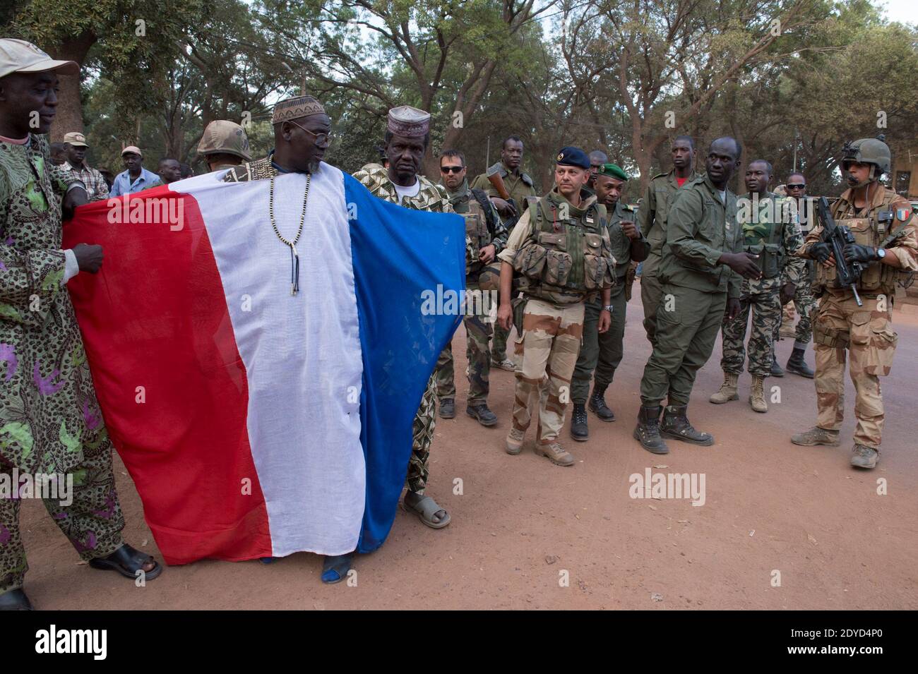 Французское мали. Французское мали. Французское мали. Французский иностранный легион в мали. Чвк в мали.