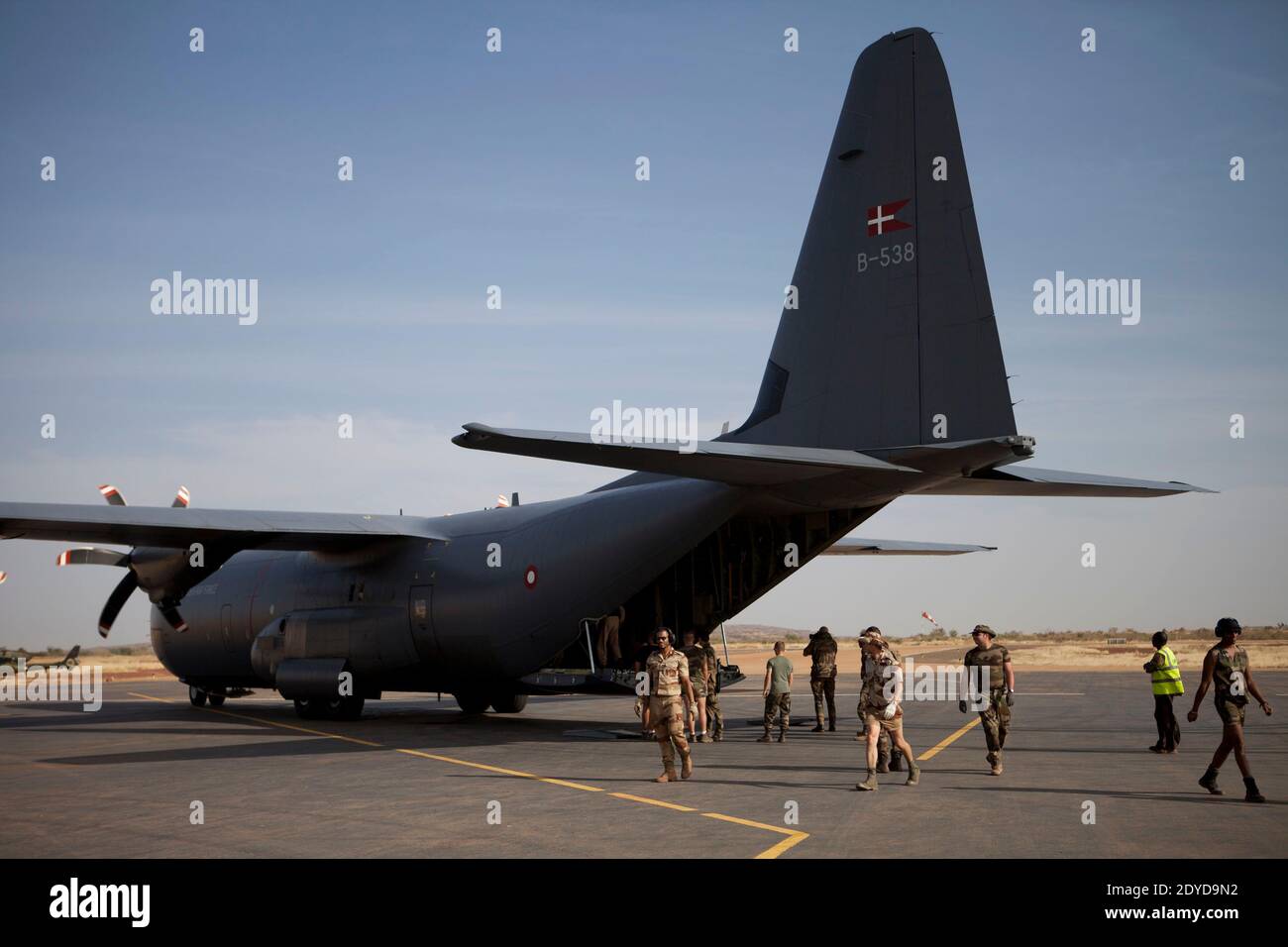 Ethiopian air force hires stock photography and images Alamy