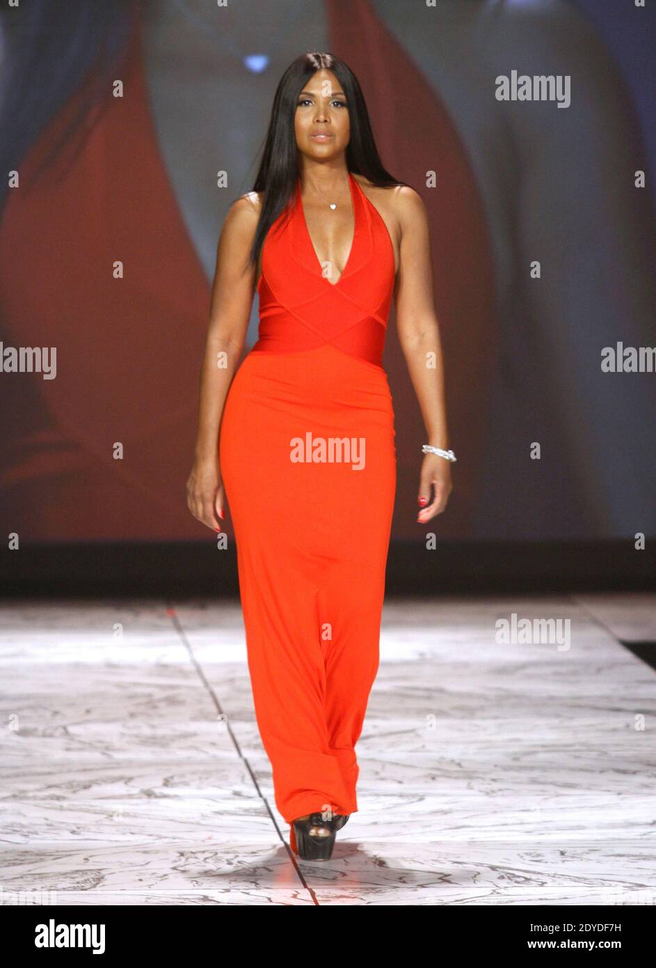 red dress nyc Marcella | Manhattan One Shoulder Long Sleeve Gown in Red | Women's Size Medium | Ponte