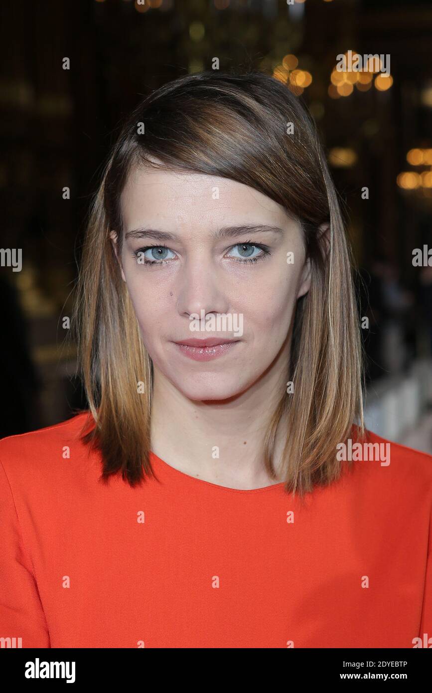 A model displays a creation by British designer Phoebe Philo for Celine  Spring-Summer 2013 Ready-To-Wear collection show in Paris, France, on  September 30, 2012. Photo by Frederic Nebinger/ABACAPRESS.COM Stock Photo -  Alamy