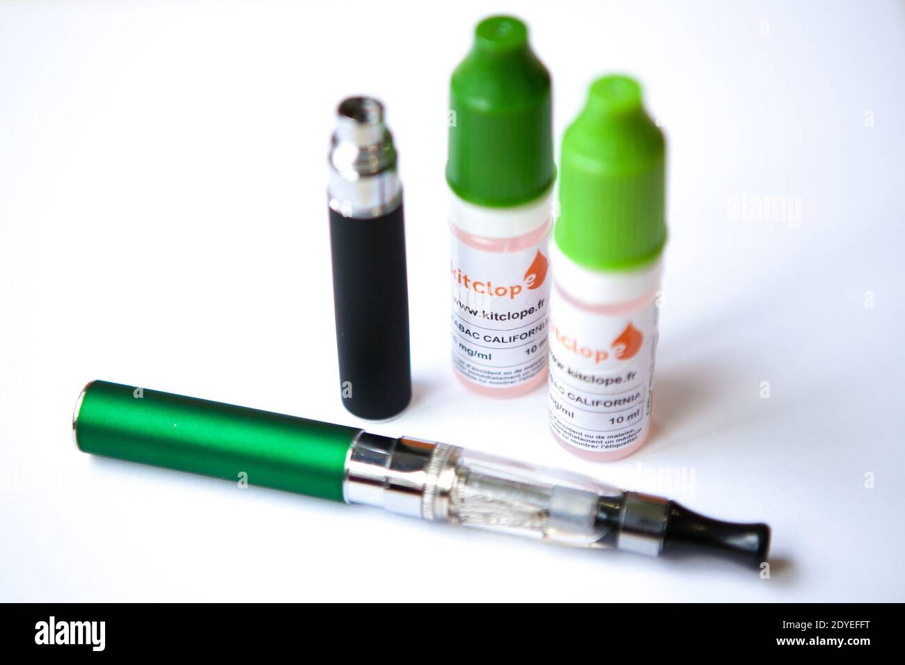 View of electronic cigarette containing propylene, glycol and vegetable  glycerin, in Paris, France on March, 07, 2013. Photo by Audrey  Poree/ABACAPRESS.COM Stock Photo