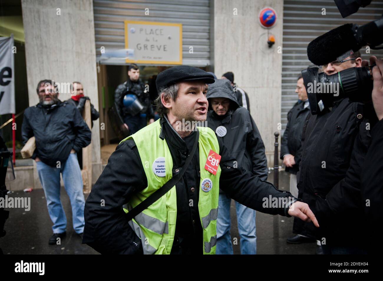 Police forces evacuate the headquarters of the Union des Industries et Metiers de la Metallurgie