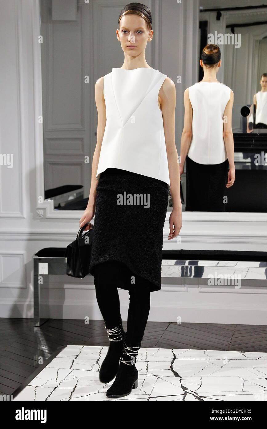 A model displays a creation designed by Alexander Wang for Balenciaga  Fall-Winter 2013-2014 Ready-To-Wear collection show in Paris, France, on  February 28, 2013. Photo by Alain Gil-Gonzalez/ABACAPRESS.COM Stock Photo -  Alamy