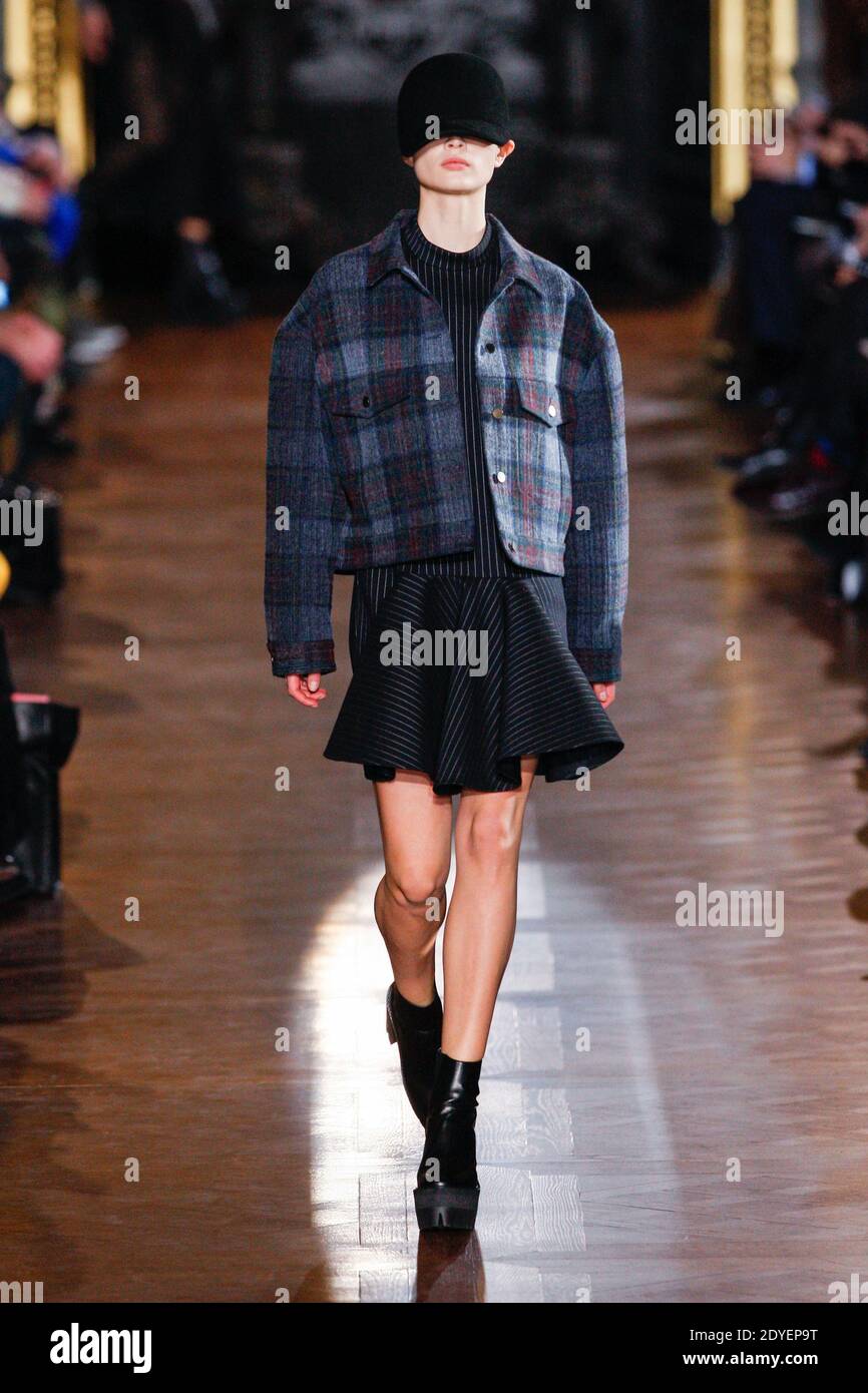Stella mccartney fall winter 2013 2014 ready to wear collection hi res stock photography and images Alamy