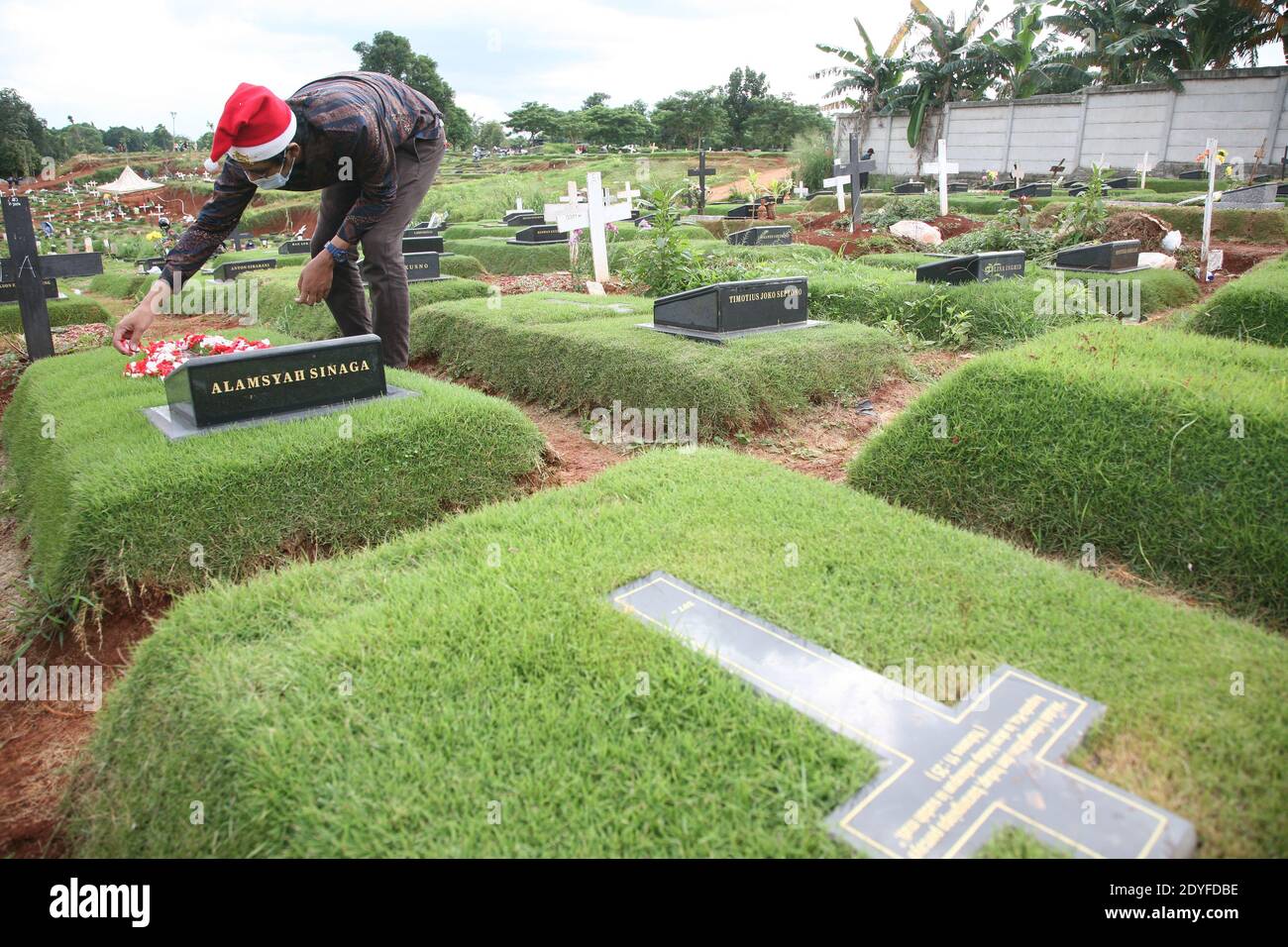 Page 3 Merry Christmas Indonesia High Resolution Stock Photography And Images Alamy