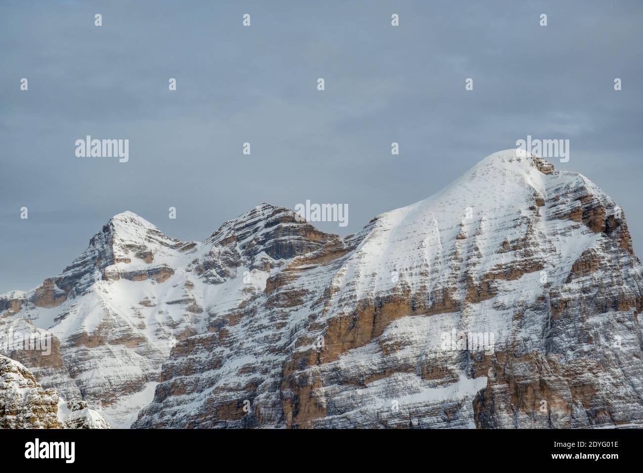 Clouds carrying snow in the italian alps Stock Photo - Alamy