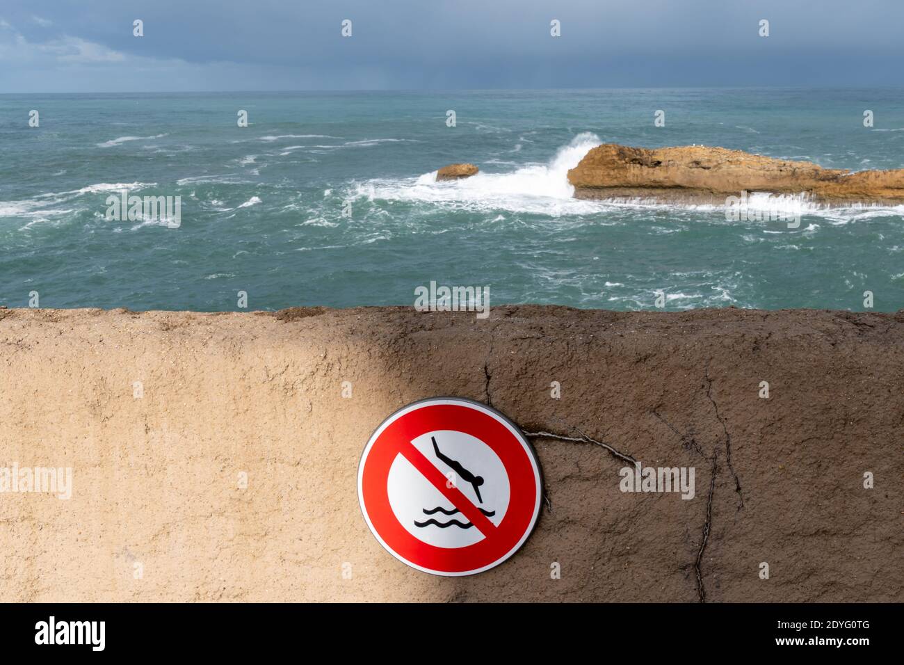 Warning Sign At The Edge Of The Atlantic Ocean Meaning no Diving 