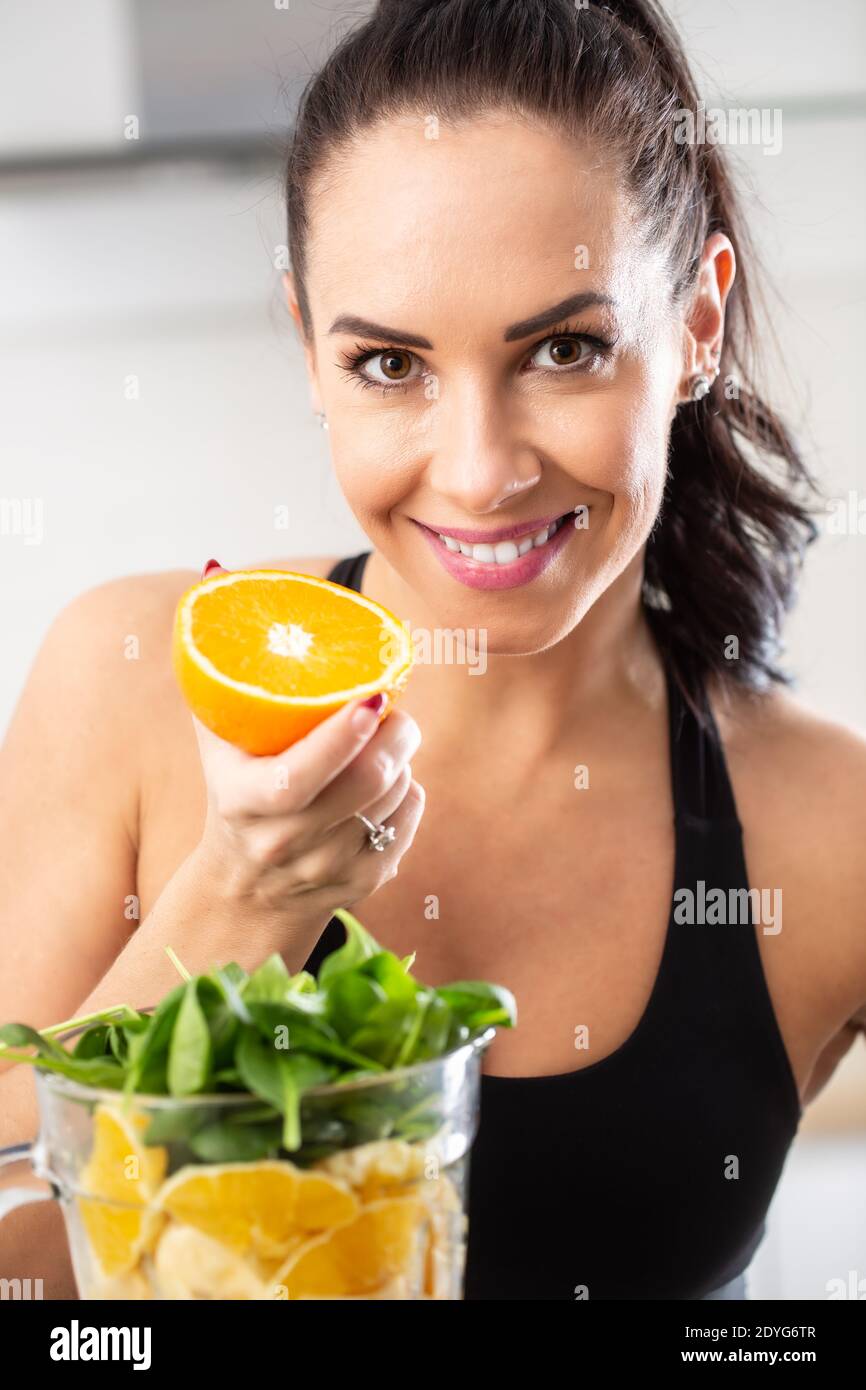 Adding orange juice mix hi-res stock photography and images - Alamy