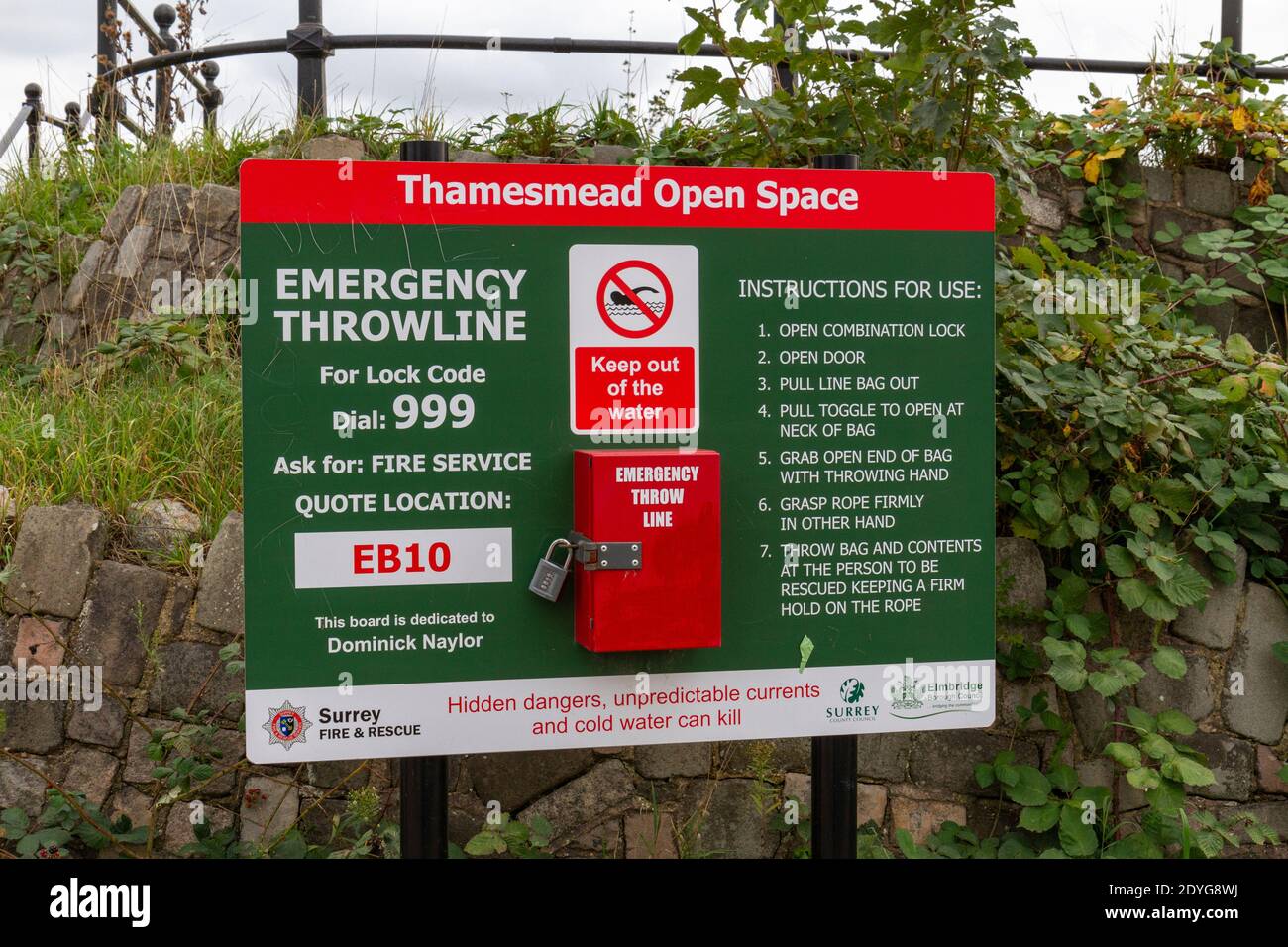 Emergency throwline station close to the River Thames, Walton-on-Thames, UK. Set up by the Surrey Fire & Rescue, Surrey County Council Stock Photo