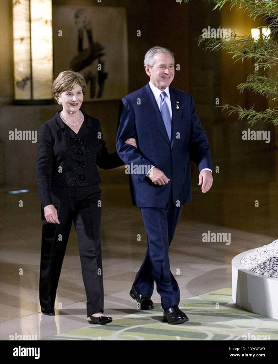 george w and laura bush net worth