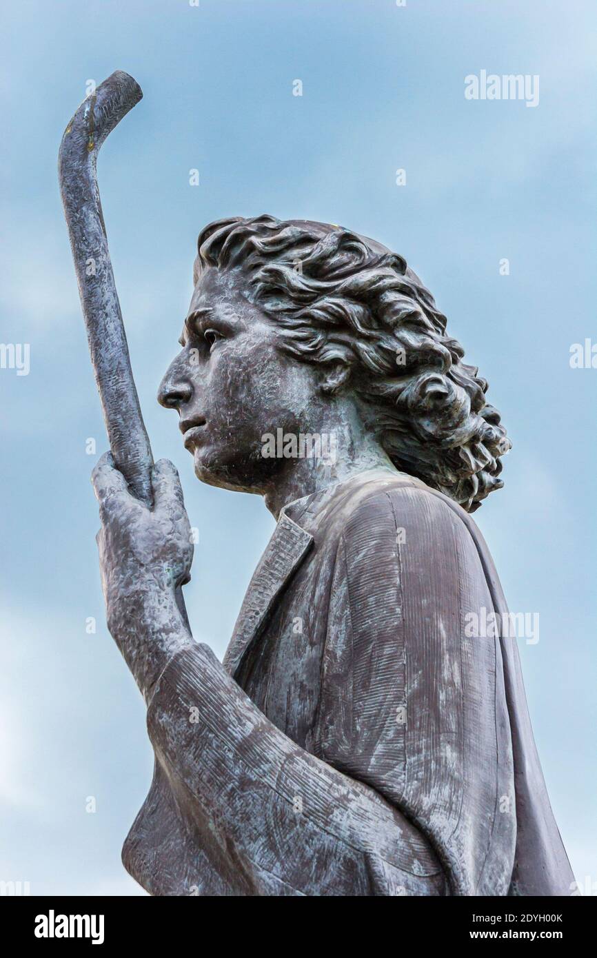 Alabama Dothan Wiregrass Museum of Art, Women of the Wiregrass statue public art memorial artwork, Stock Photo