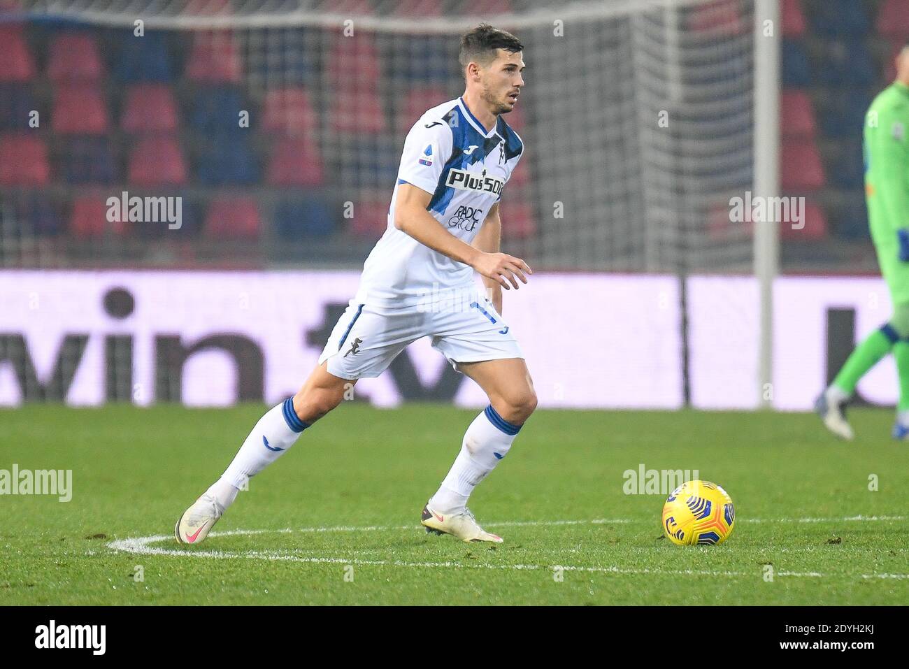 Freuler retorna ao futebol italiano para defender o Bologna 